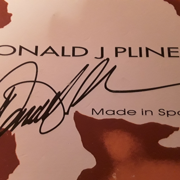 Red Pumps - Picture 1 of 5